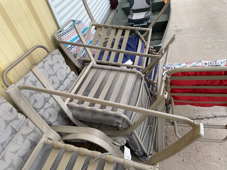 #4657-•-(7)-lawn-chairs-image-12