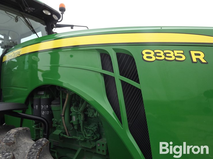 2012-john-deere-8335r-image-15