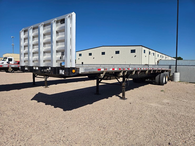 2013-great-dane-flatbed-image-1