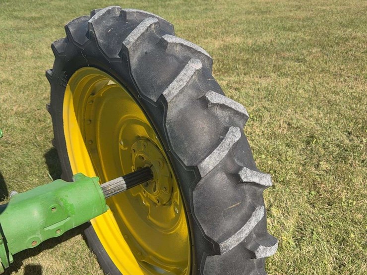 john-deere-h-image-21