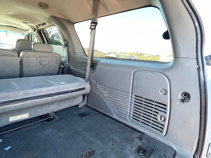 2003-ford-excursion-image-90
