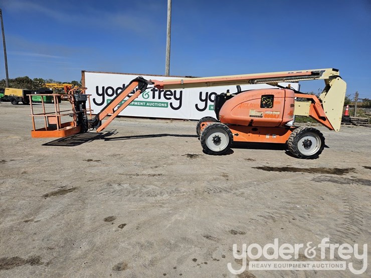 2015-jlg-600aj-image-3