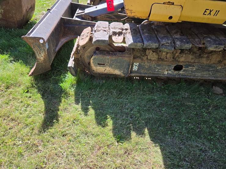 2017-deere-75g-image-34