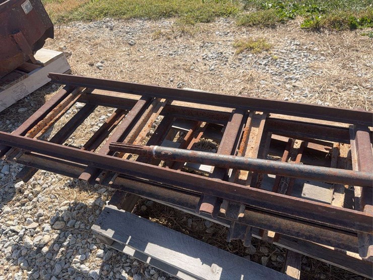 sturtevant-model-train-track-image-10