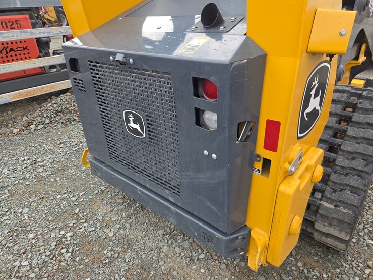 deere-317g-image-23