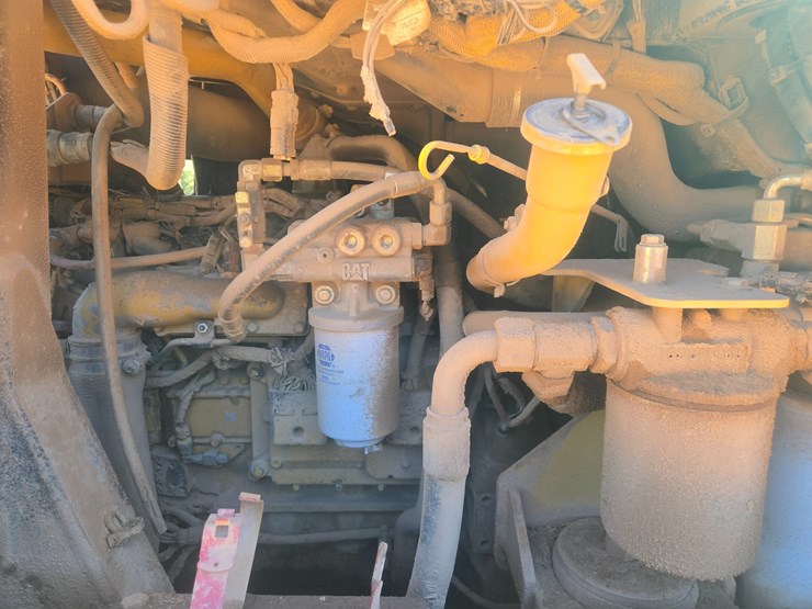 2006-caterpillar-963c-image-37