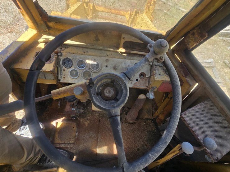 caterpillar-930-image-42
