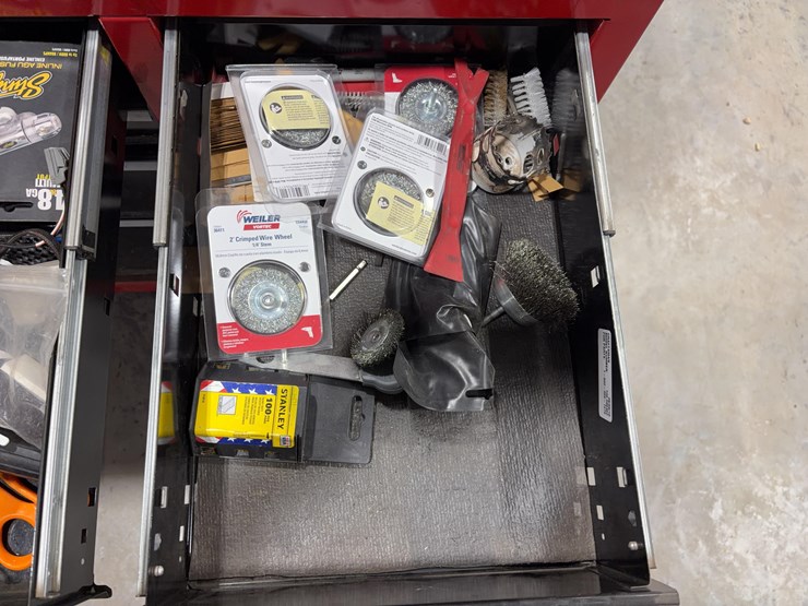 craftsman-tool-box-with-milwaukee-packouts-image-14