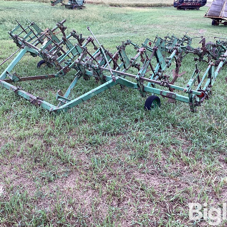 JOHN DEERE AT40