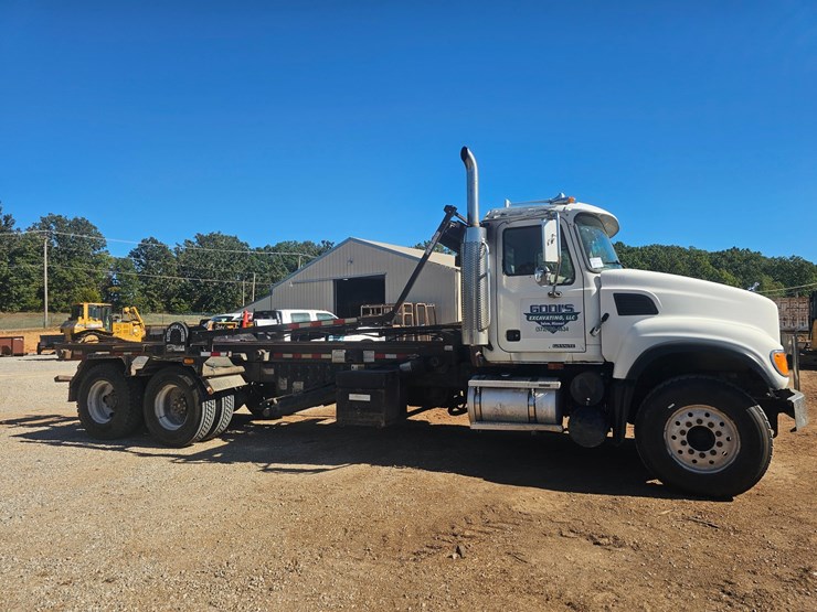 2007-mack-cl713-image-22