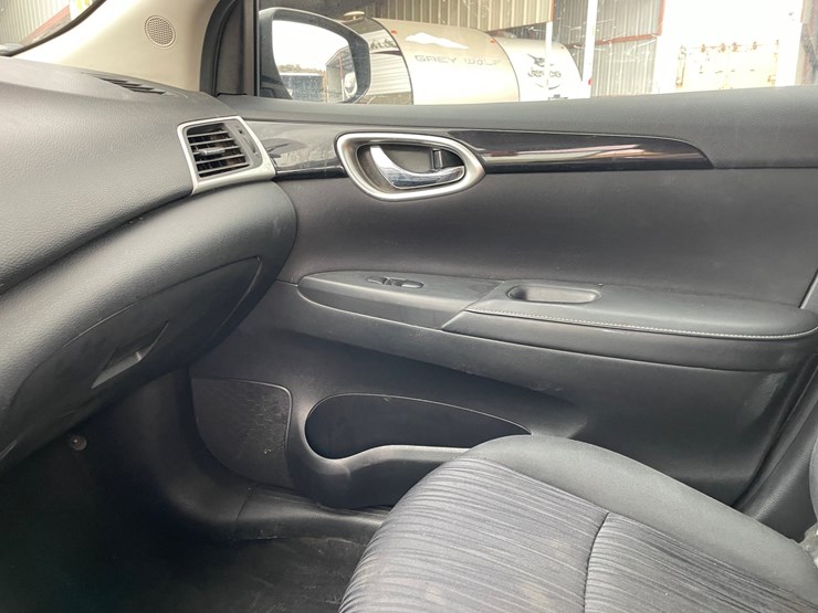 #2766-•-2019-nissan-sentra-(title-in-delay)-image-49