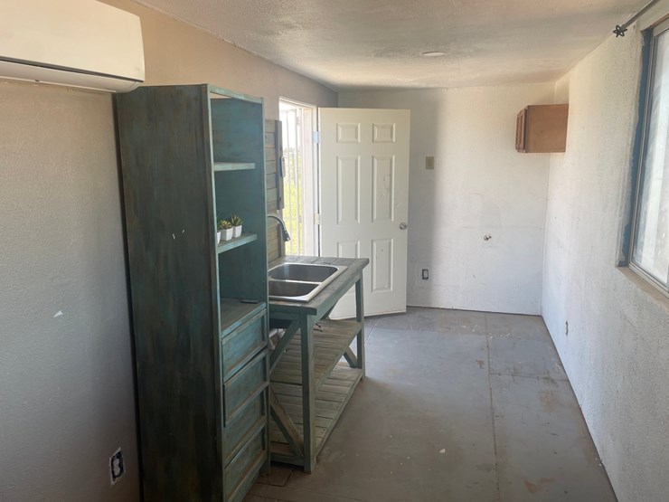 #1006-•-container-tiny-home-(offsite-in-el-paso,-tx)-image-9