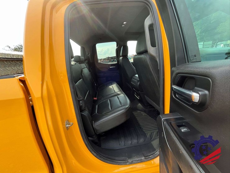 2019-chevrolet-silverado-1500-image-39