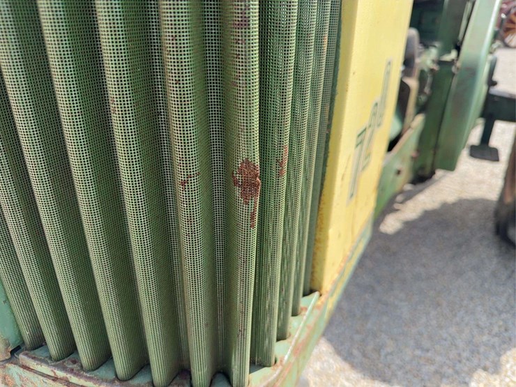 john-deere-720-image-12