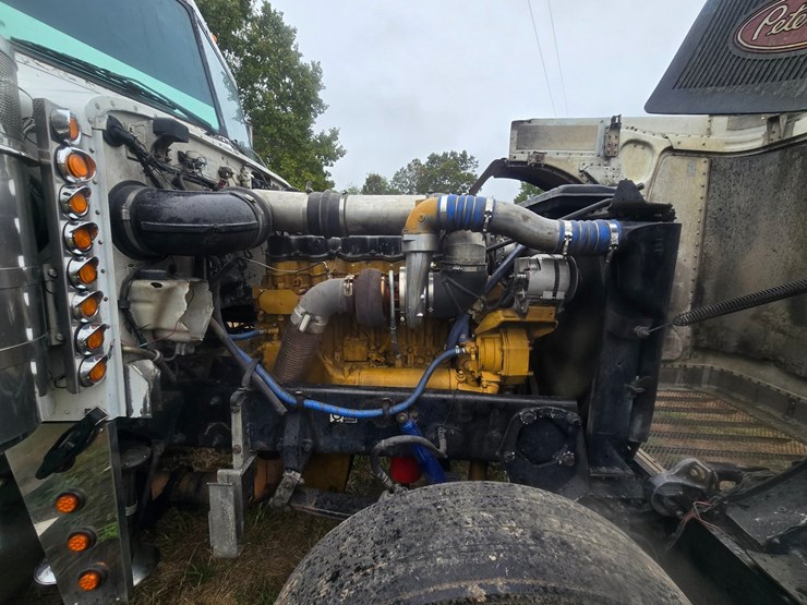 2000-peterbilt-379-image-29