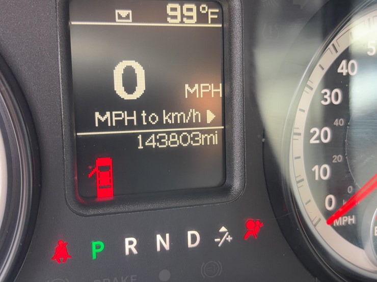 2014-dodge-1500-image-36