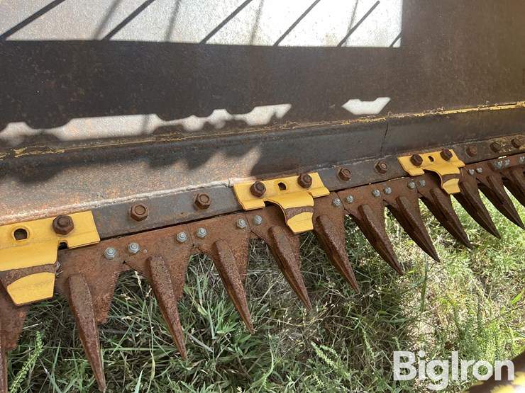 new-holland-1112-image-16