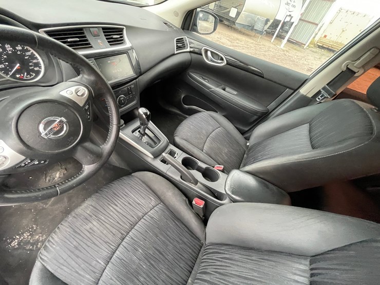#2766-•-2019-nissan-sentra-(title-in-delay)-image-44