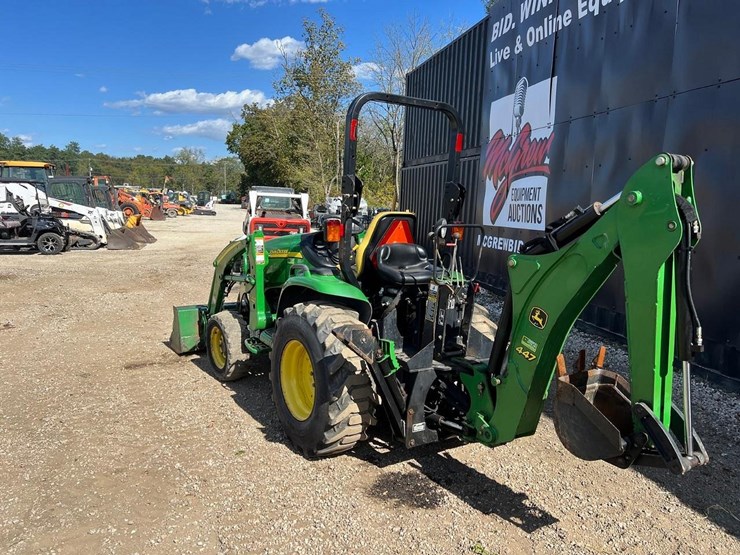 john-deere-3120-image-4