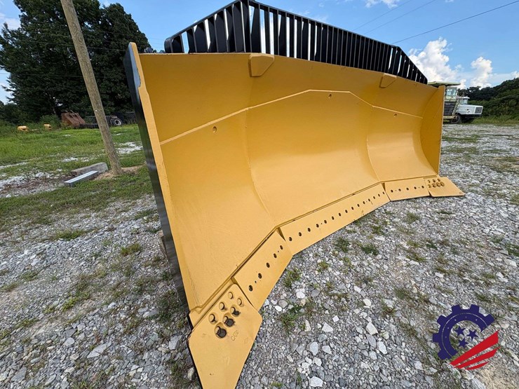 caterpillar-d9-image-19