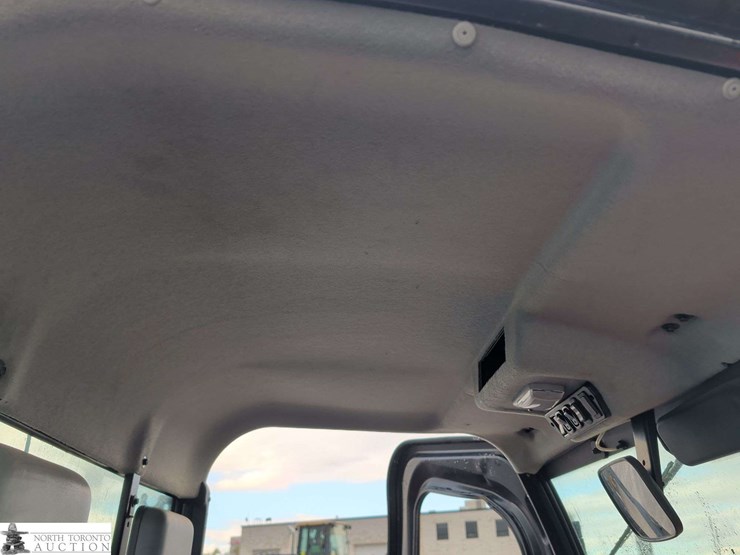 2019-kubota-rtv1100-image-35