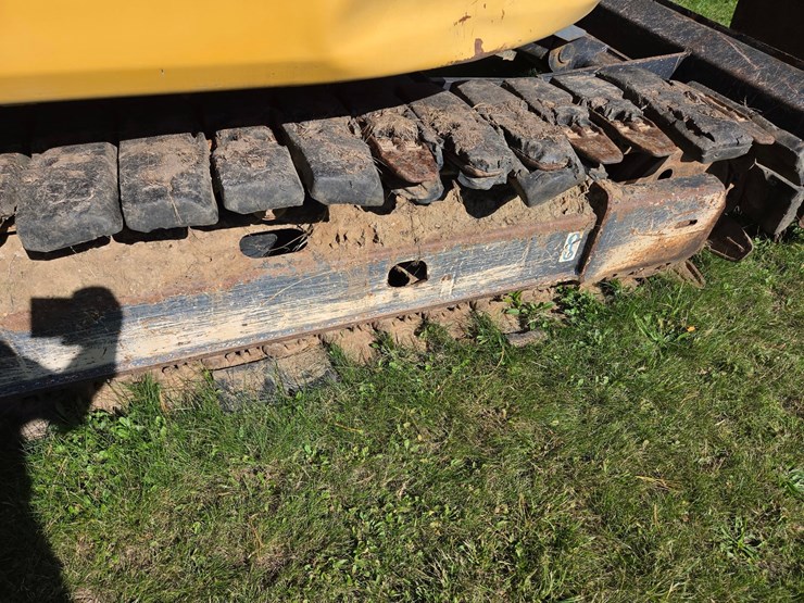 2017-deere-75g-image-42