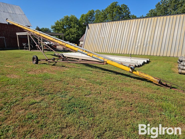 mayrath-55'x8"-unloading-auger-image-1