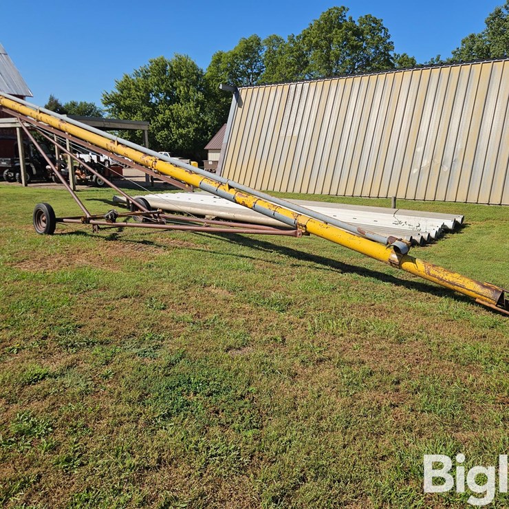 Mayrath 55'x8" Unloading Auger