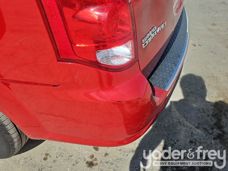 dodge-grand-caravan-image-36