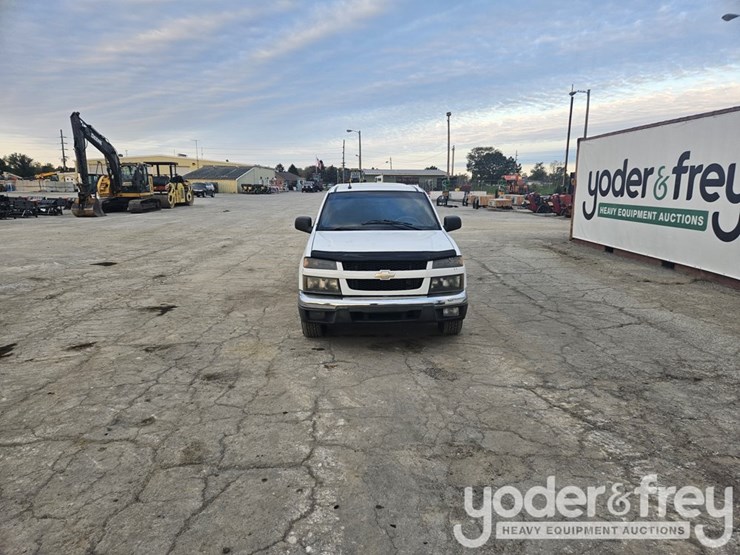 2011-chevrolet-colorado-image-9
