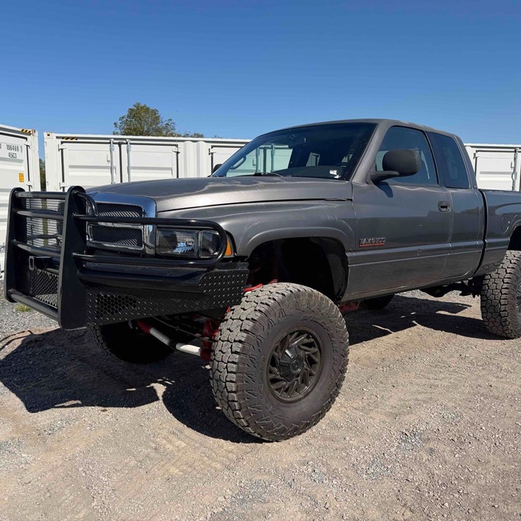 2002 DODGE RAM 2500