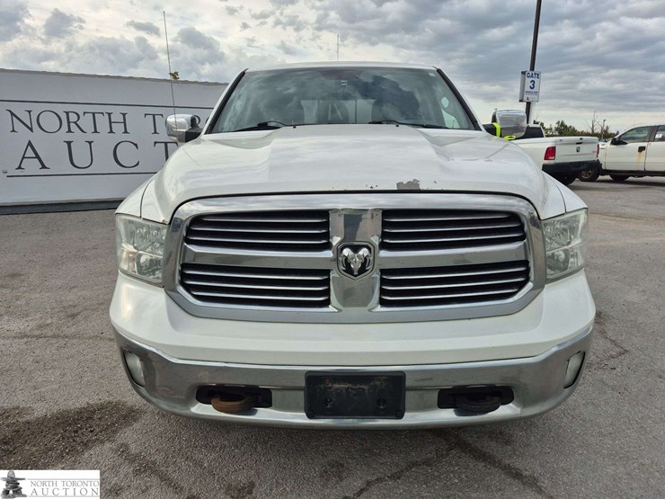 2014-dodge-1500-image-2