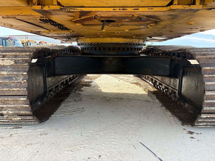 2008-caterpillar-330-image-38