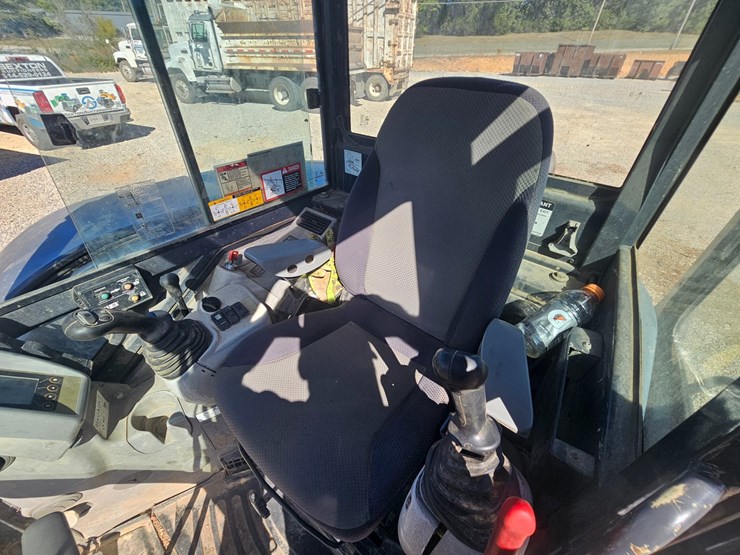 deere-60g-image-29