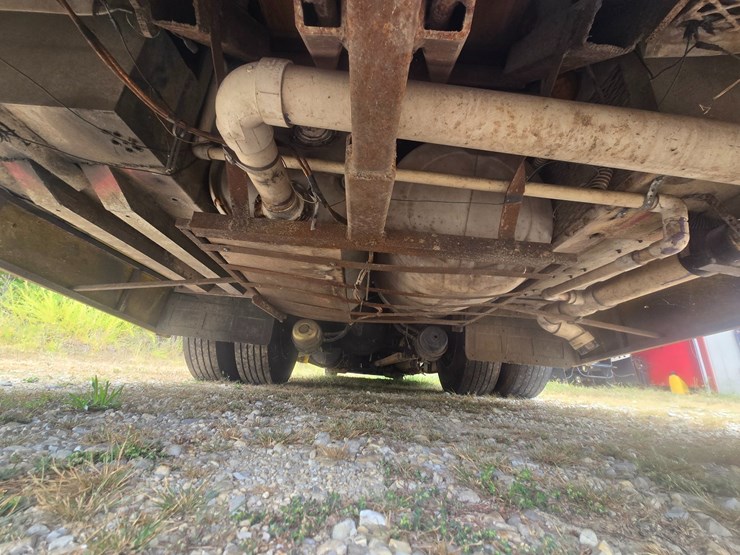 1998-kenworth-t2000-image-90