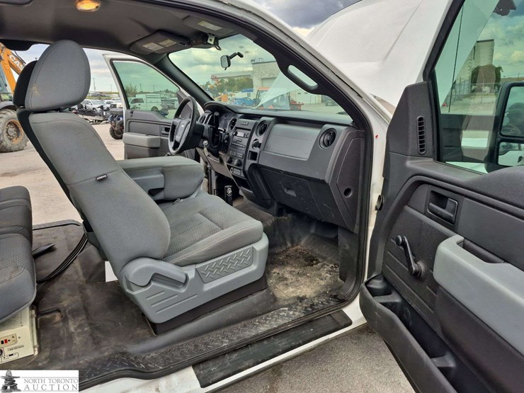 2011-ford-f150-image-29