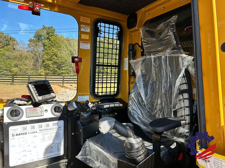 2023-rayco-c120ra-forestry-mulcher-with-fm120-6r-mulcher-head-image-6