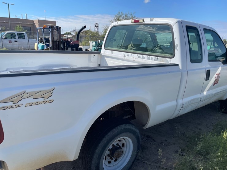 2001-ford-f250-image-15