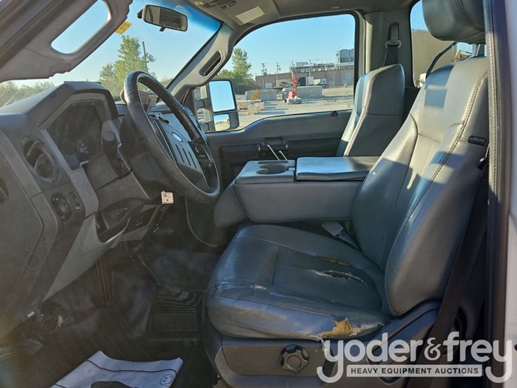 2013-ford-f350-sd-image-21