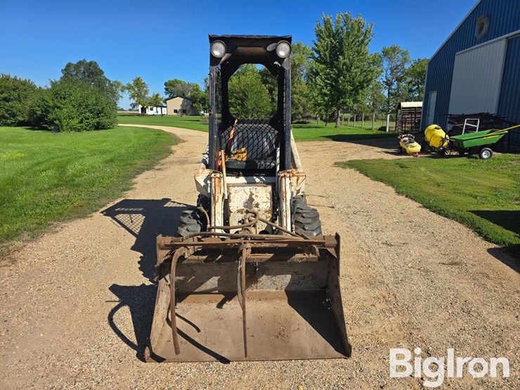 bobcat-310-image-2