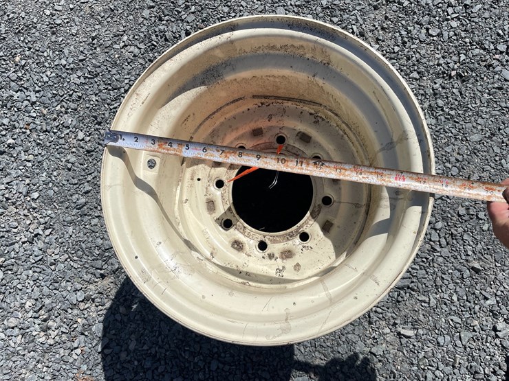 #3027-•-(2)-16"-implement-rims-image-8