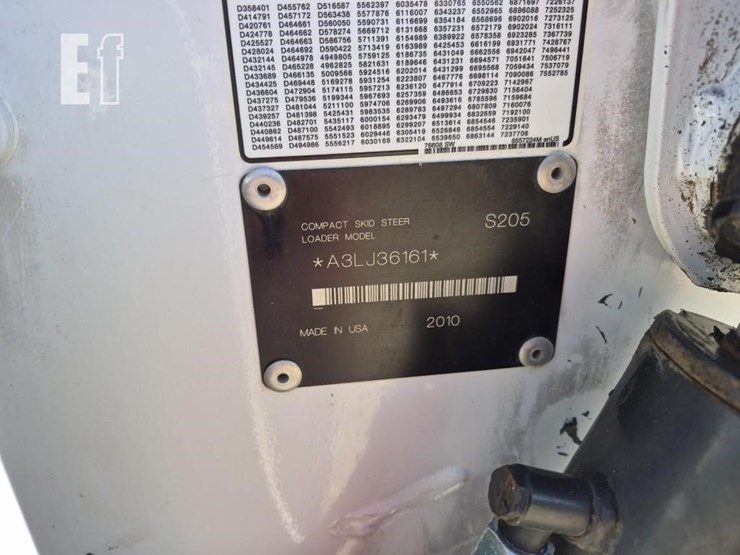 2010-bobcat-s205-image-21
