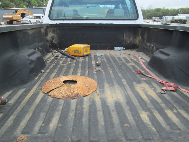 2004-ford-f350-image-8
