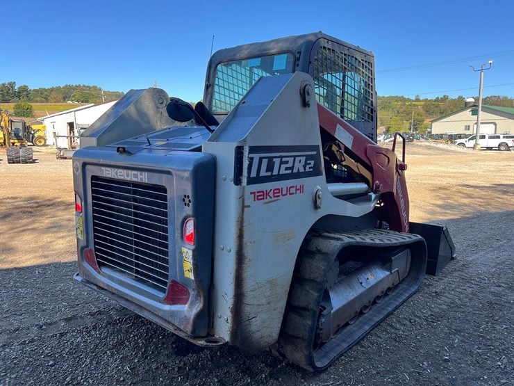 2022-takeuchi-tl12r2-image-8