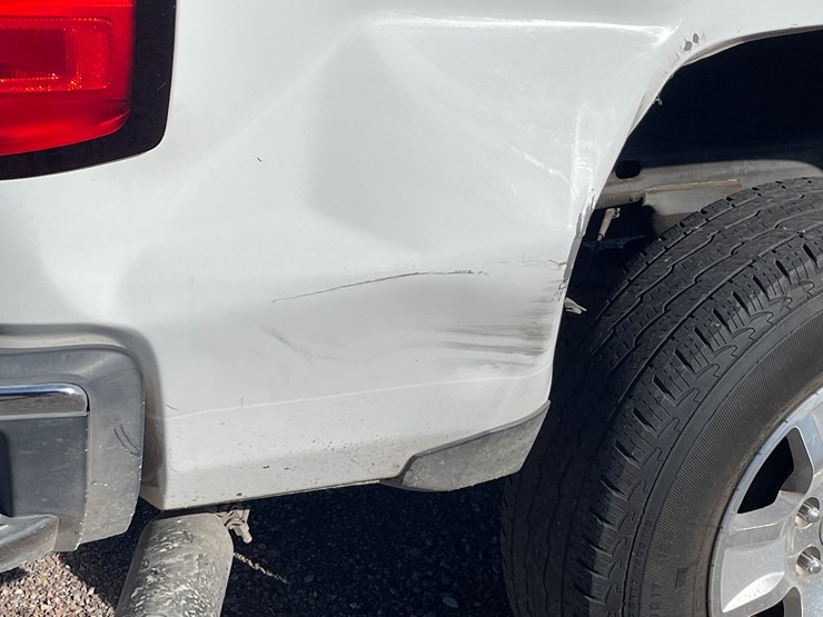 #2754-•-2015-chevrolet-silverado-(title-in-delay)-image-96