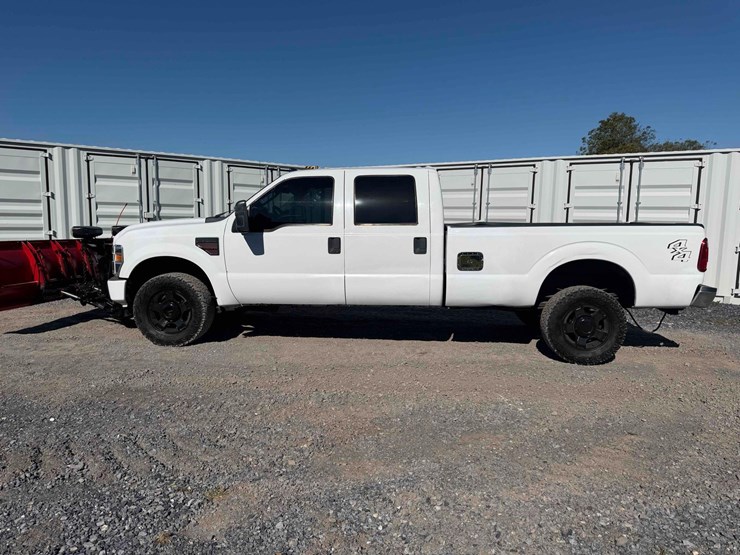 2010-ford-f350-xl-image-2
