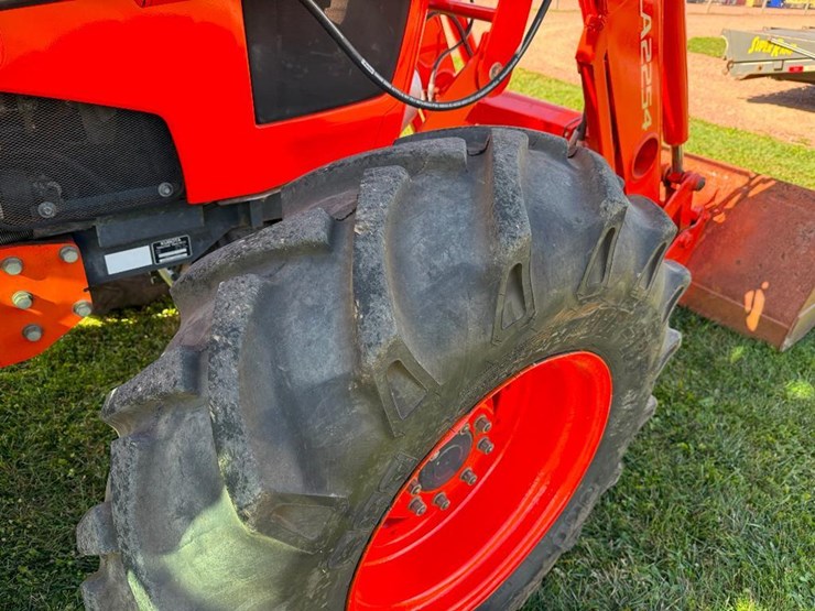 kubota-m135gx-image-9