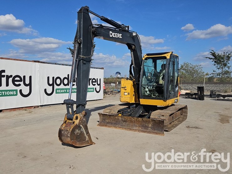 2017-deere-75g-image-2