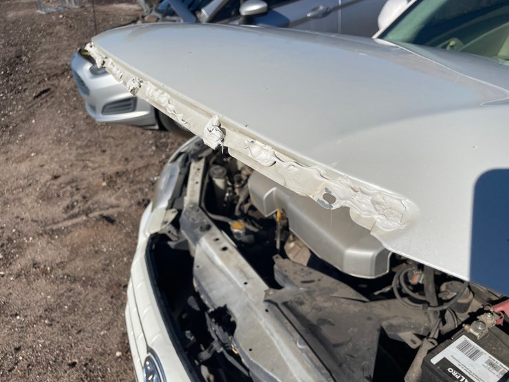 #2762-•-2005-toyota-avalon-(title-in-delay)-image-28