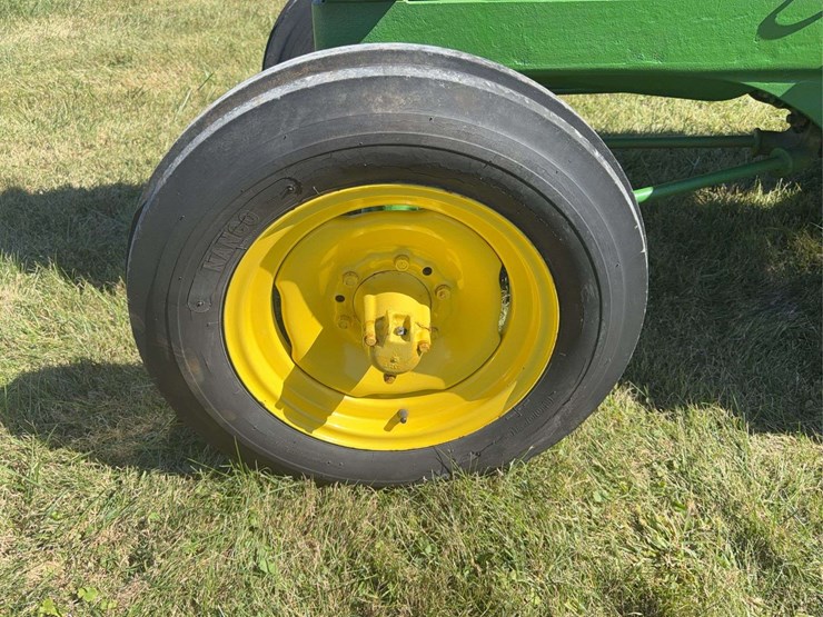 john-deere-b-image-43